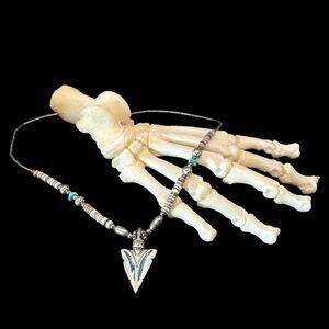 Vintage Southwest Arrowhead Turquoise Shell Liquid Silver Heishi Necklace 18.5”